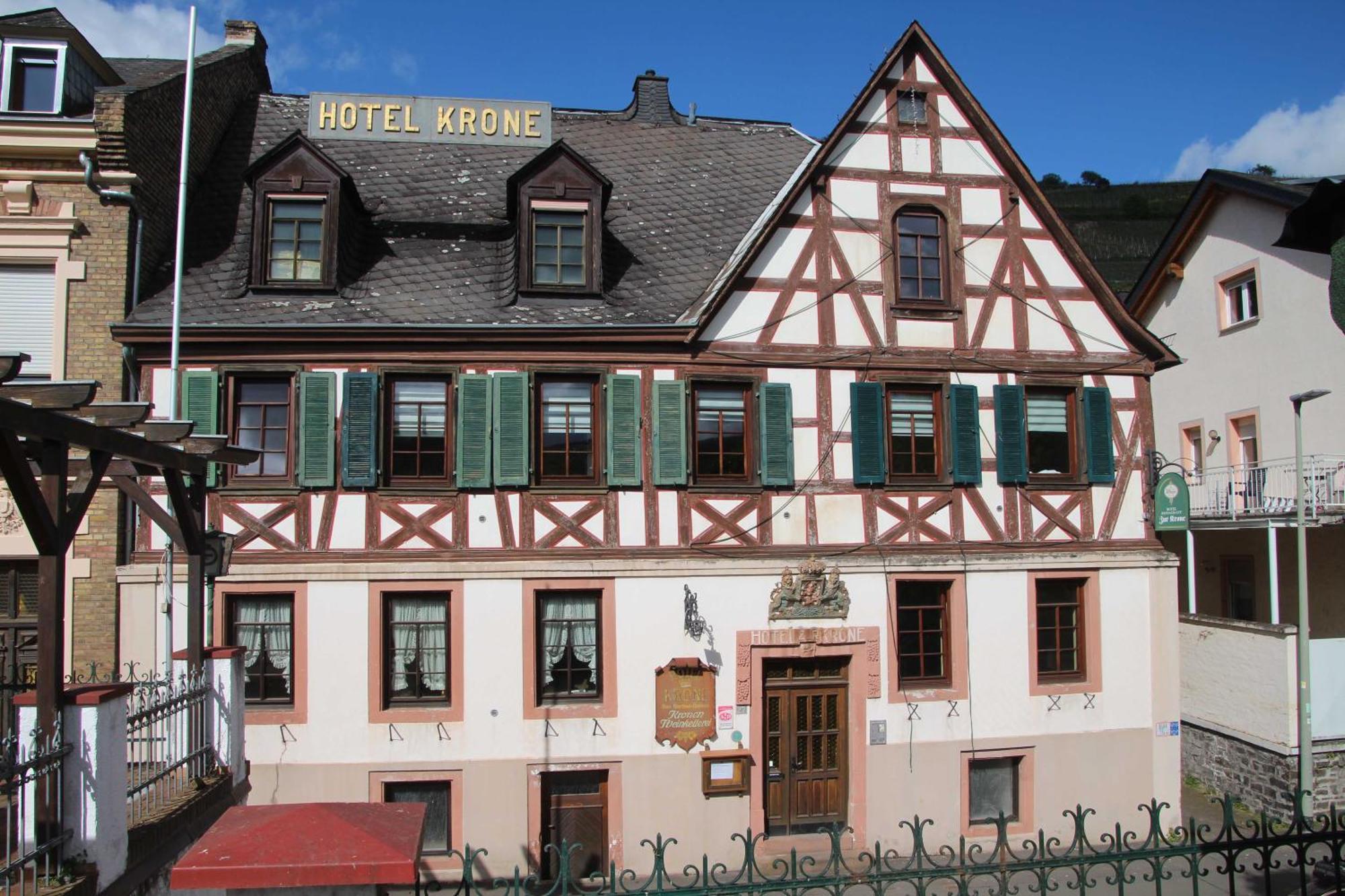 Hotel Zur Krone Lorch am Rhein Exterior photo